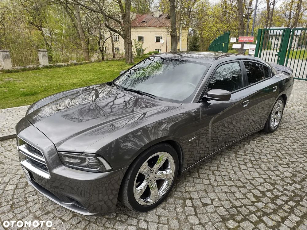 Dodge Charger - 1