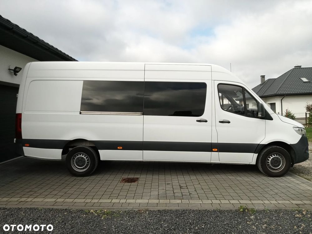 Mercedes-Benz Sprinter - 12