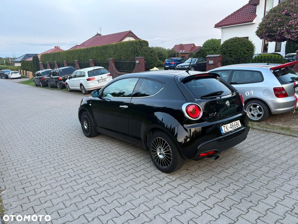 Alfa Romeo Mito 1.6 JTDM Turismo - 11