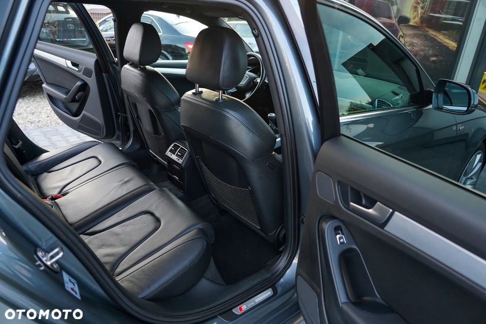 Audi A4 Avant 1.8 TFSI Ambiente - 26