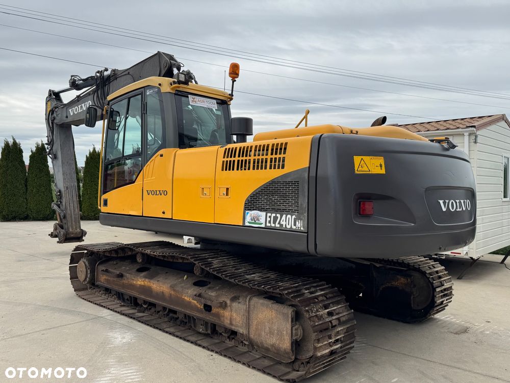Volvo EC 240 CNL - 3