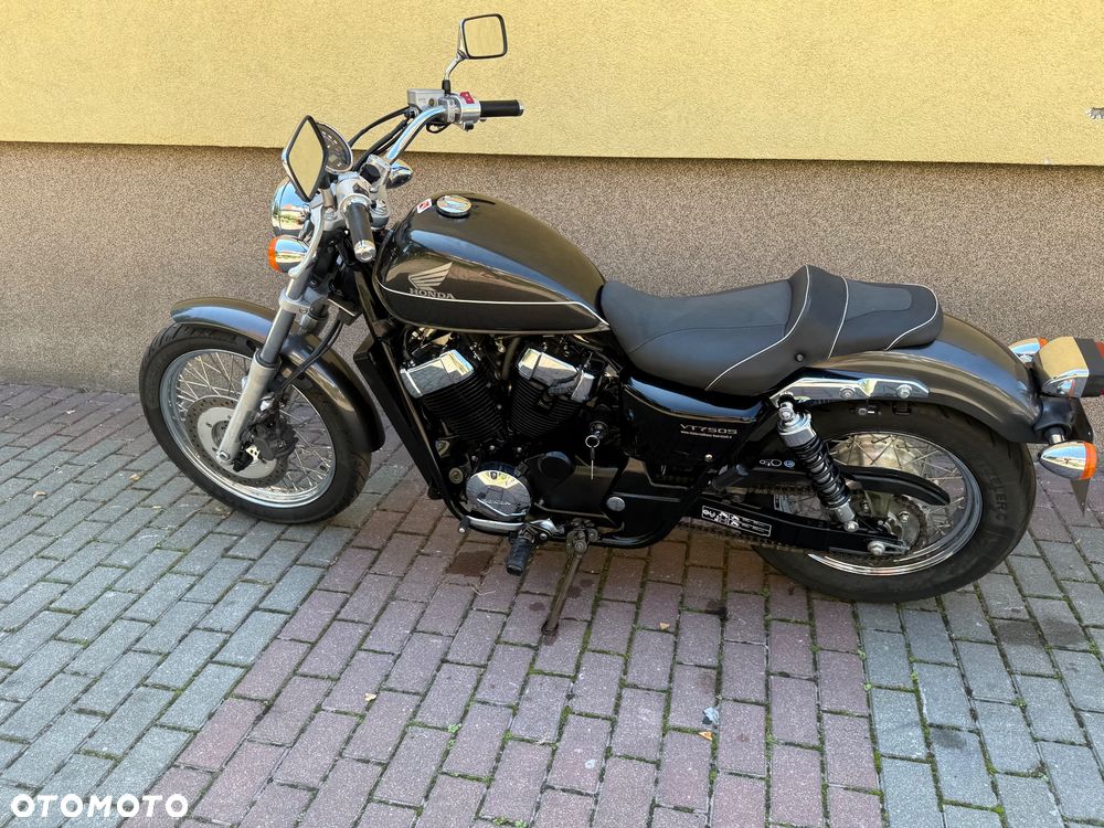 Honda VT - 16