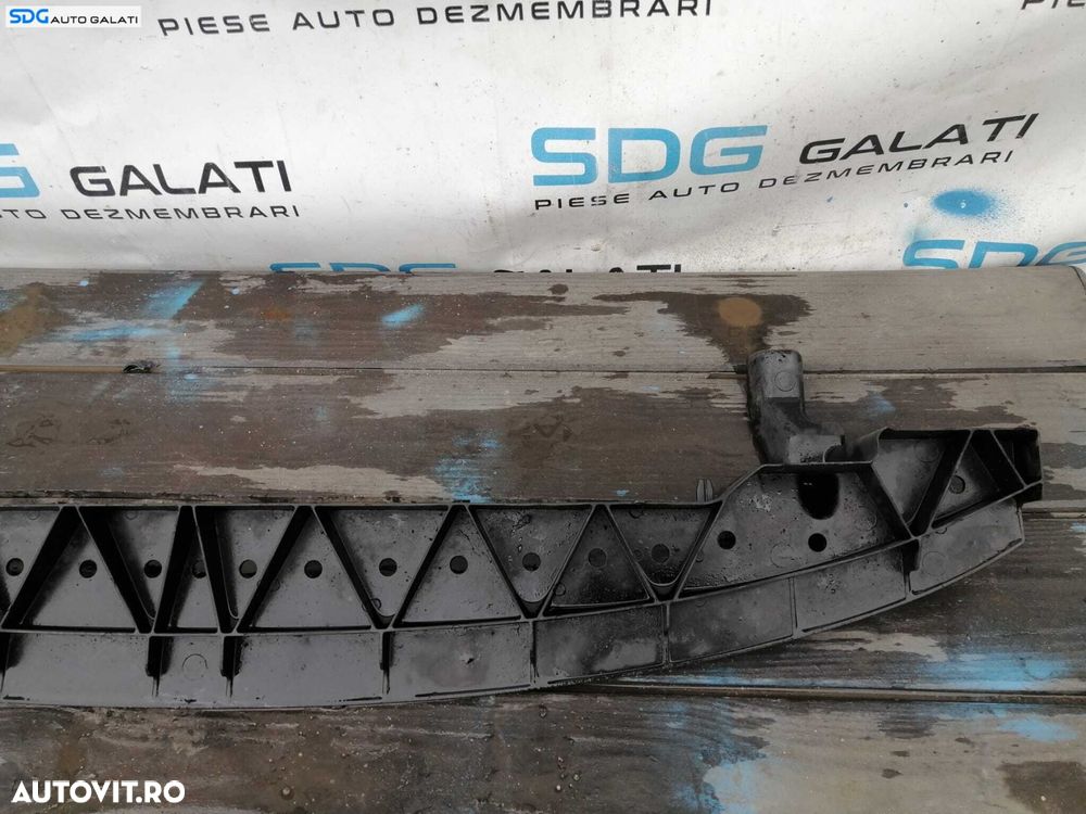 Armatura Intaritura Suport Plastic Inferior de la Bara Spoiler Fata Volkswagen Golf 5 Plus 2004 - 2008 Cod 5M0807093A [V0064] - 2