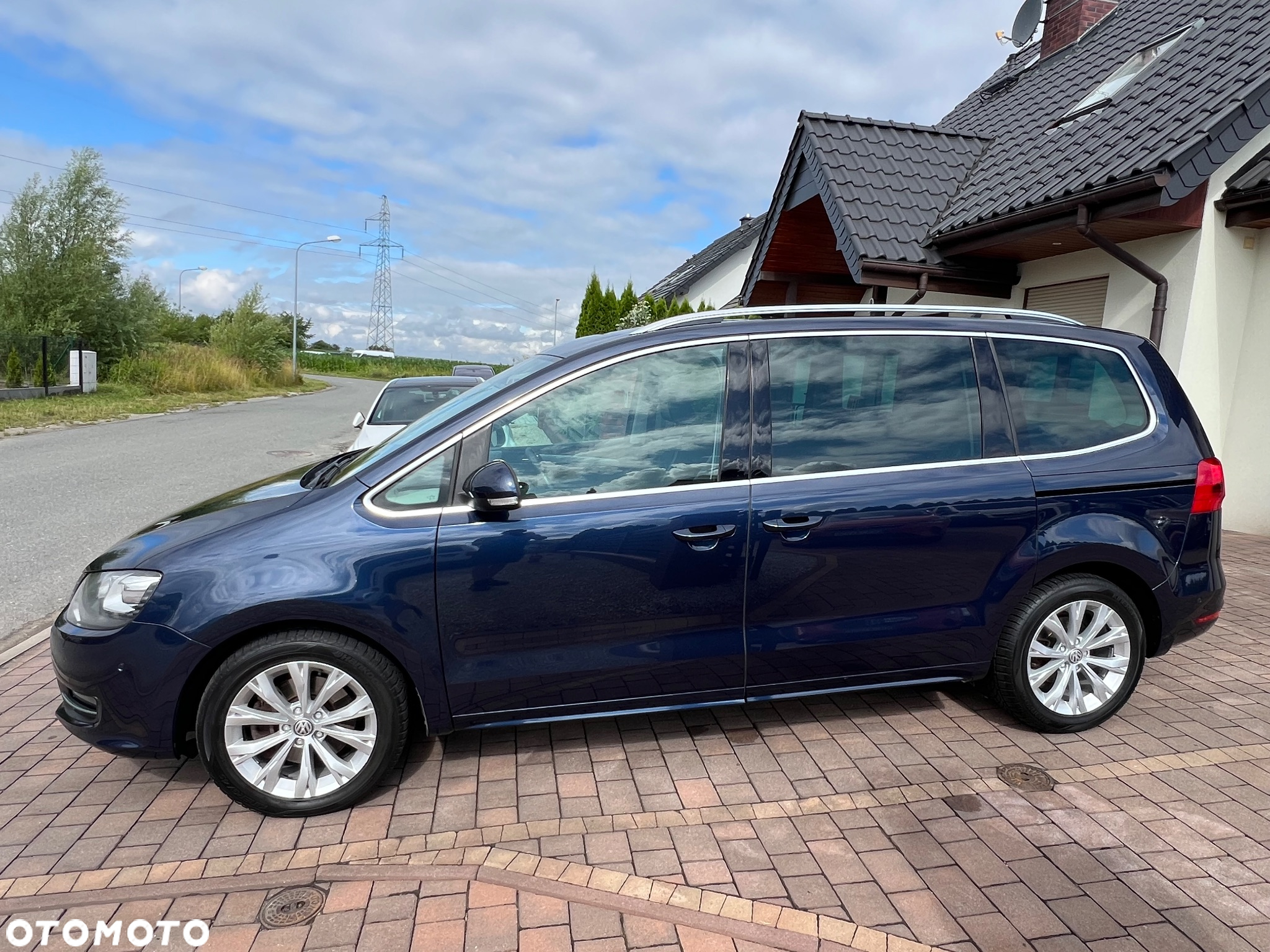 Volkswagen Sharan 2.0 TDI DSG Blue Motion Highline - 9