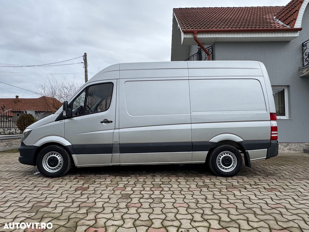 Mercedes-Benz Sprinter - 3