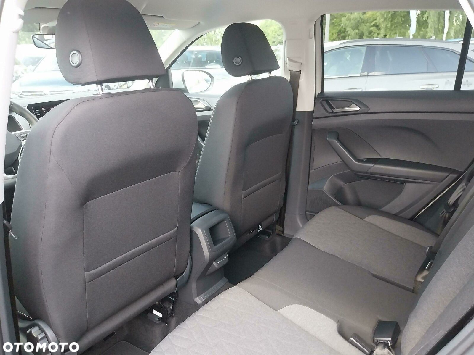 Volkswagen T-Cross 1.0 TSI Life Plus DSG - 17