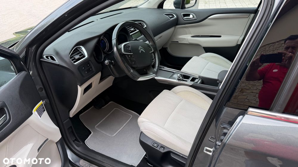 Citroën C4 - 6