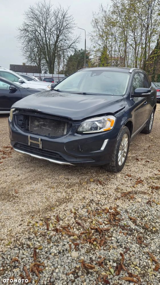 Volvo XC 60 3.2 AWD Momentum - 6