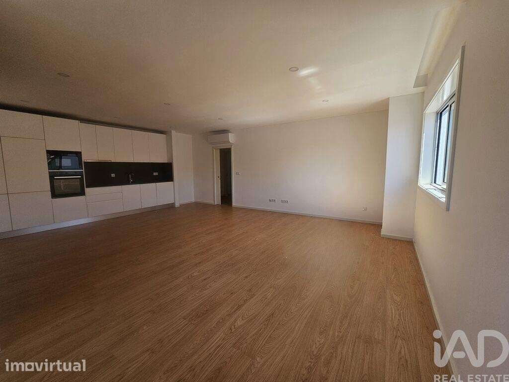 Apartamento T3 em Oliveira do Douro de 121,00 m2 - Grande imagem: 4/30