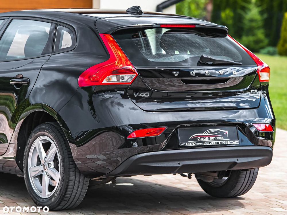 Volvo V40 D2 Momentum - 27
