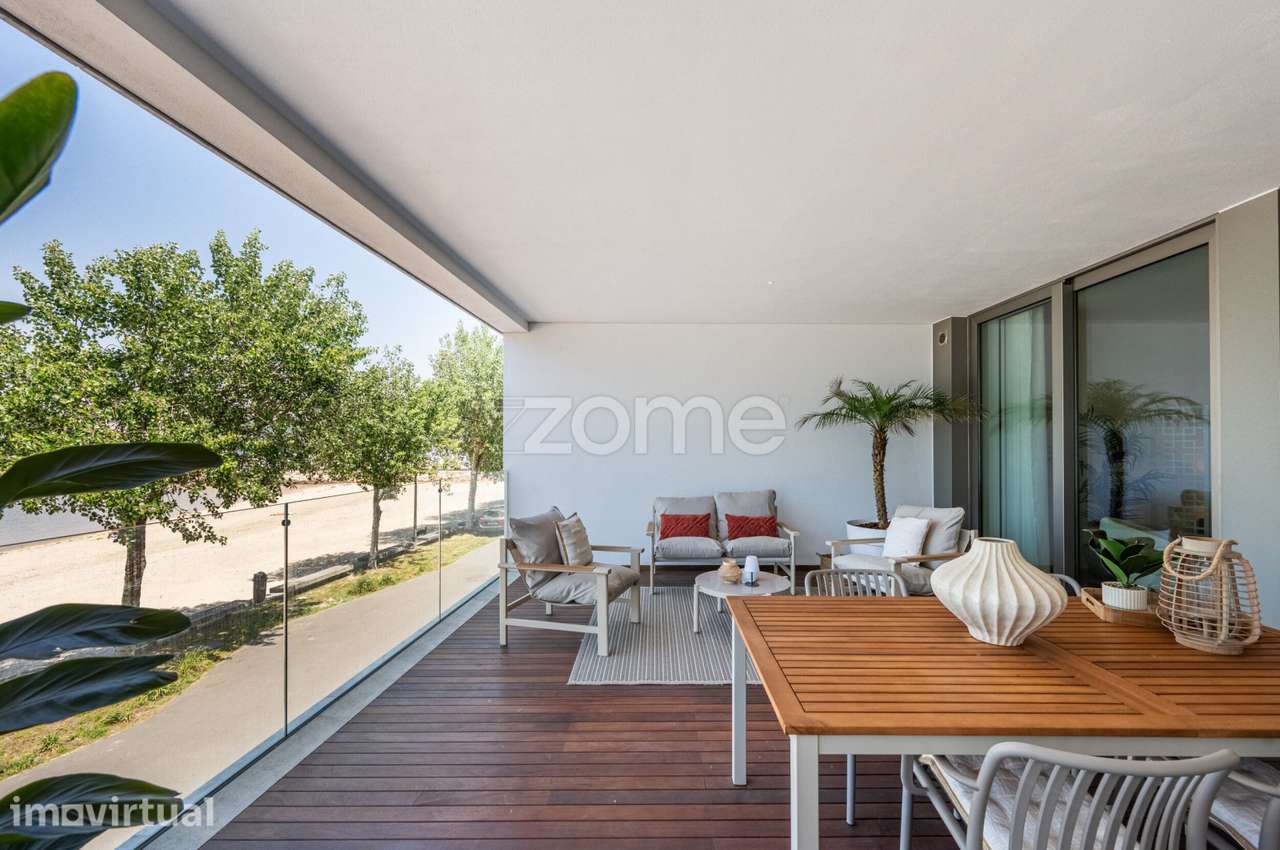 T1 de Luxo com Terraço Privativo de 40m² e Vista Rio Douro - Grande imagem: 4/30