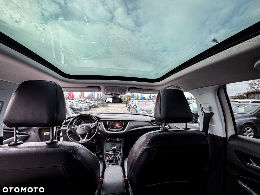 Opel Grandland X 1.2 Start/Stop Business Elegance - 30