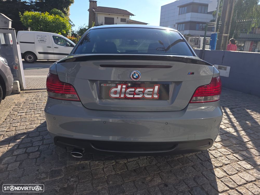 BMW 118 d Limited Edition Lifestyle c/ M Sport Pack - 12
