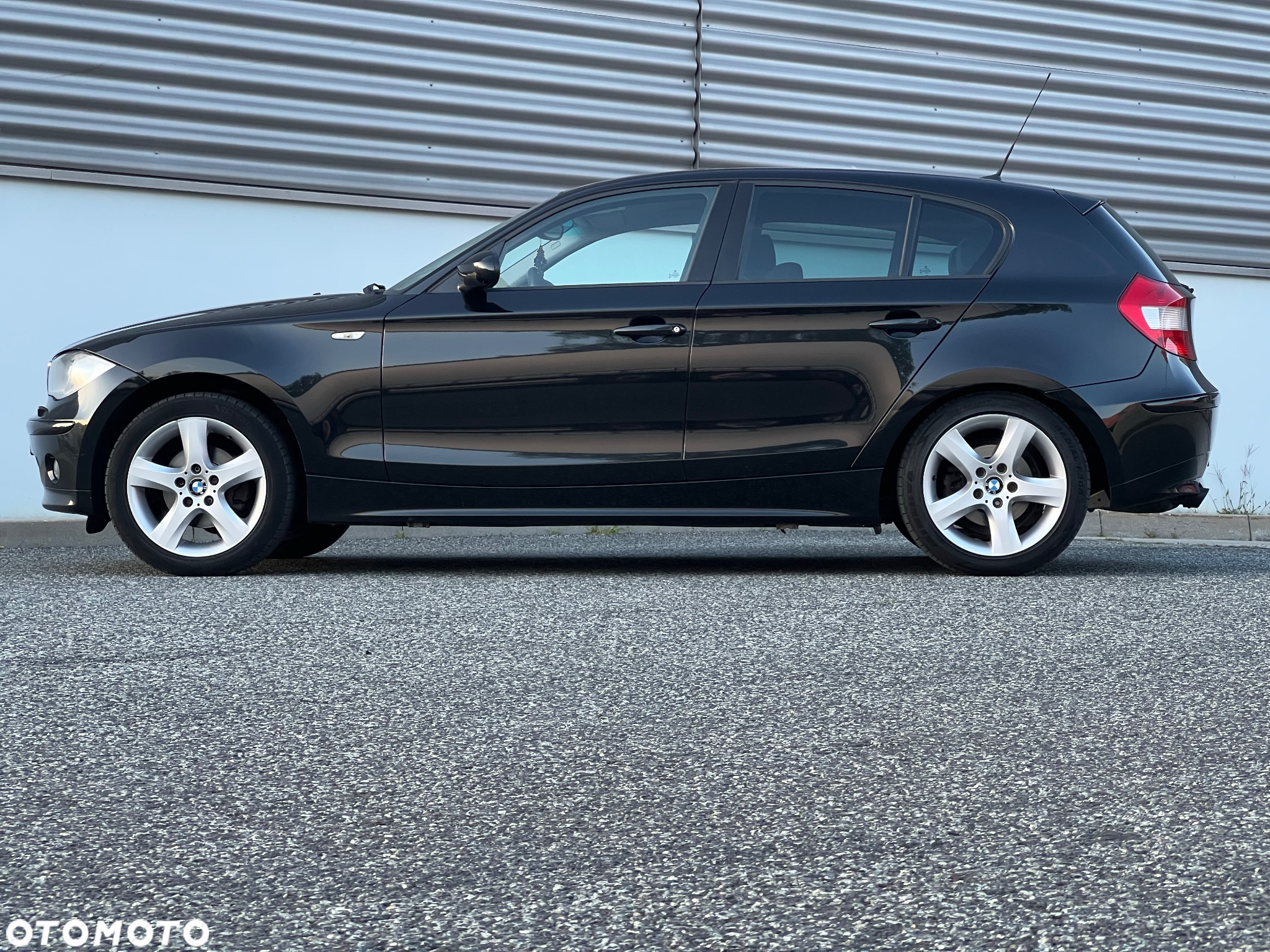 BMW Seria 1 116i - 8