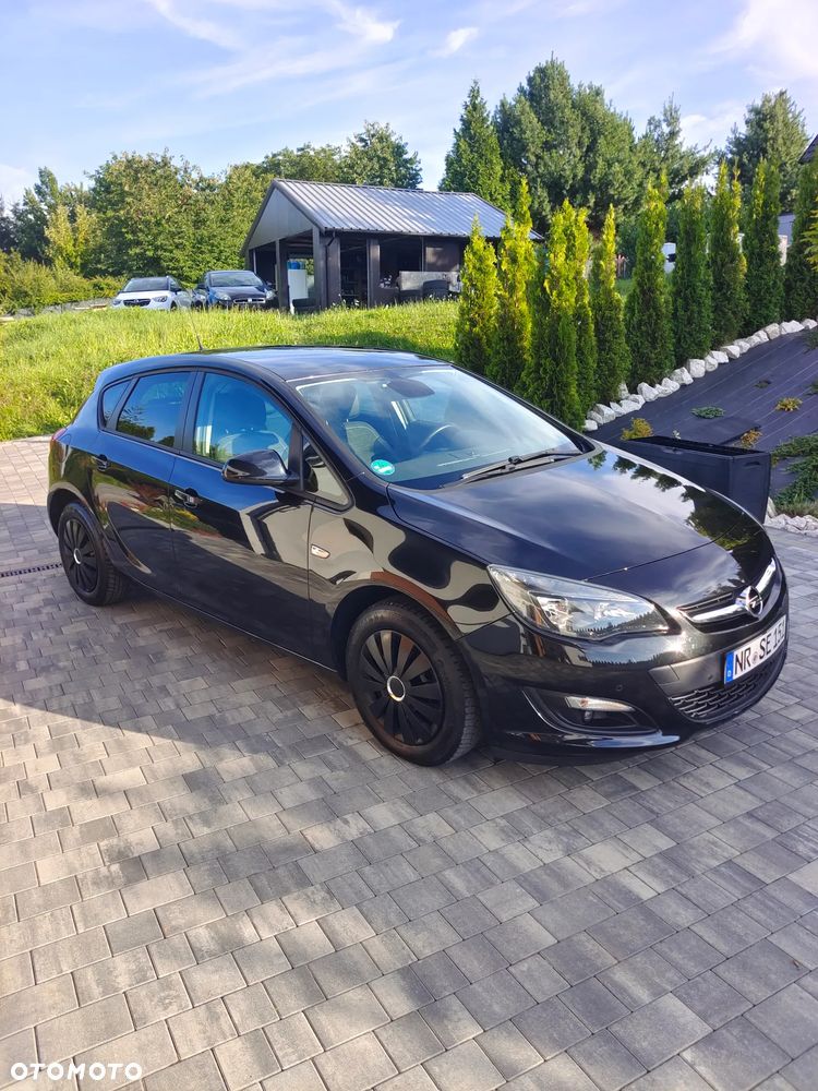 Opel Astra 1.4 T Cosmo - 11