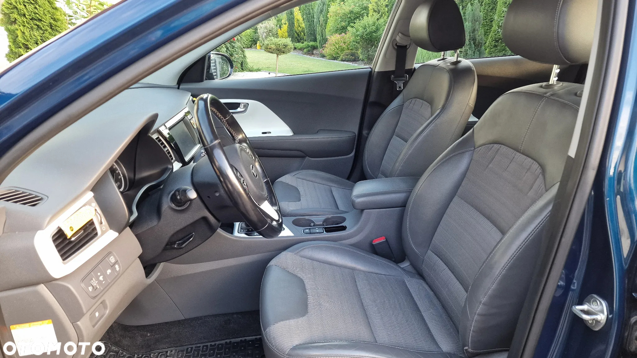 Kia Niro 1.6 GDI Hybrid M - 18