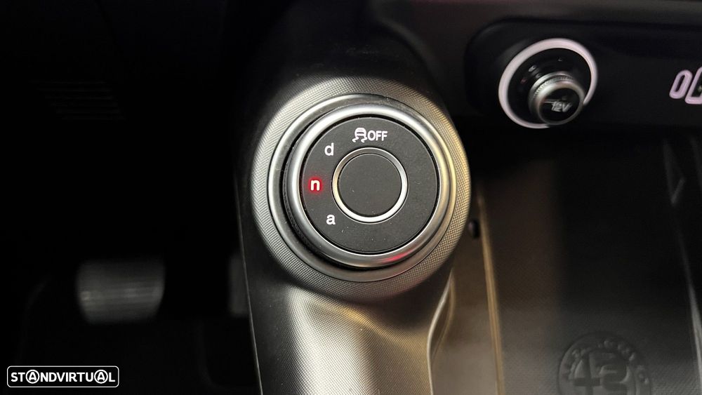 Alfa Romeo Tonale 1.5 Hybrid Sprint — fotografia 42