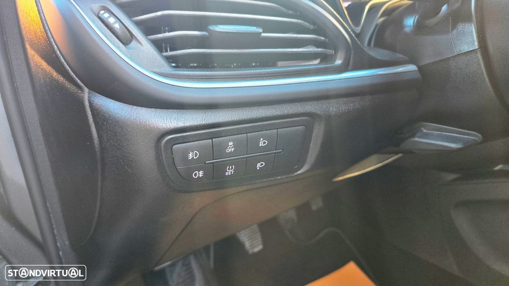 Fiat Tipo Station Wagon 1.3 M-Jet Lounge - 16