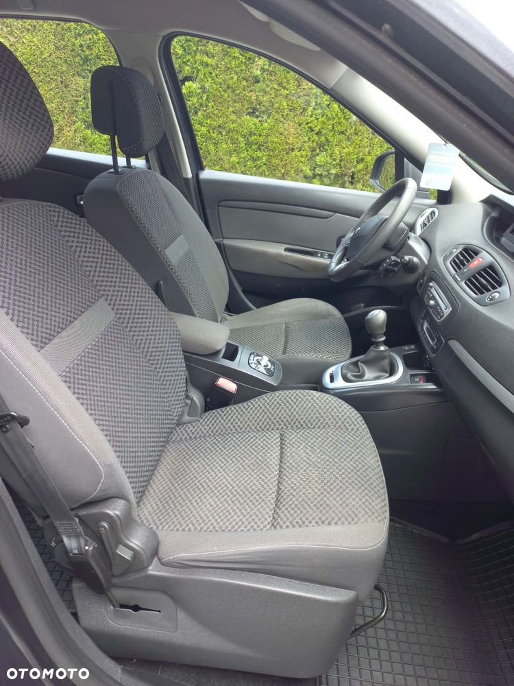 Renault Scenic 1.6 16V 110 TomTom Edition - 9