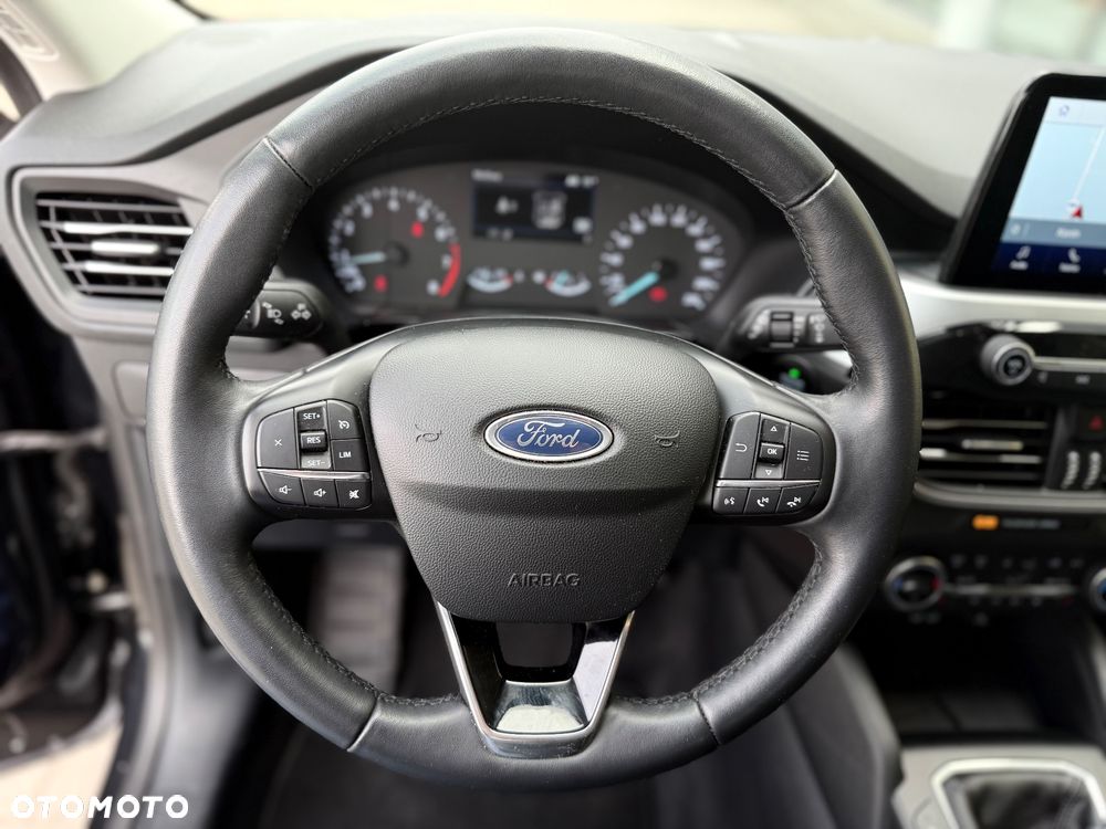 Ford Kuga 1.5 EcoBoost TITANIUM - 17