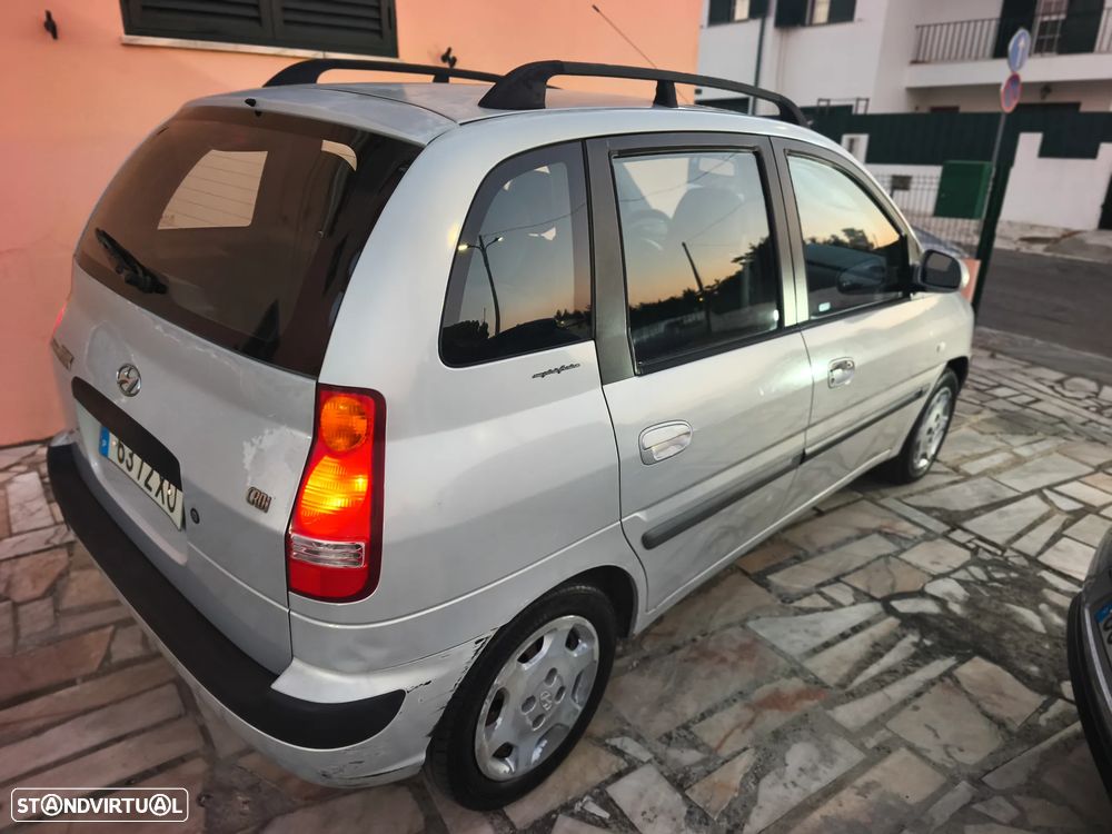 Hyundai Matrix 1.5 CRDi GLS - 19