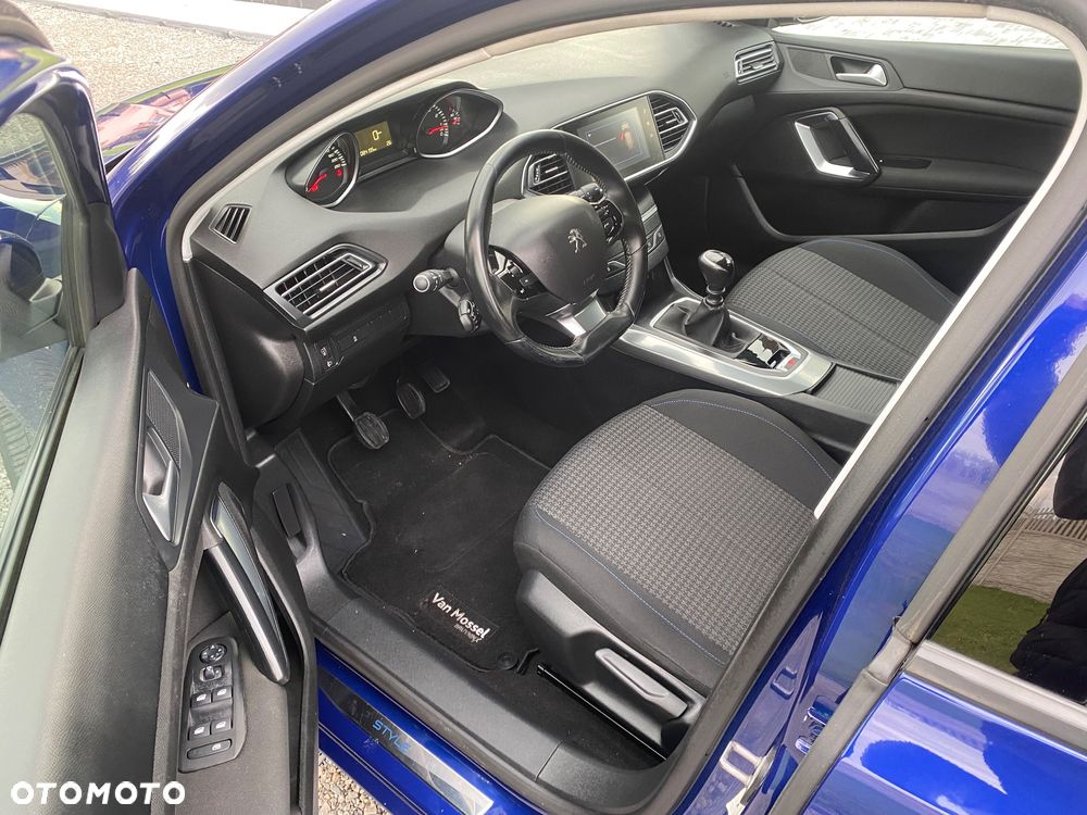 Peugeot 308 PureTech 110 Stop & Start Style - 14