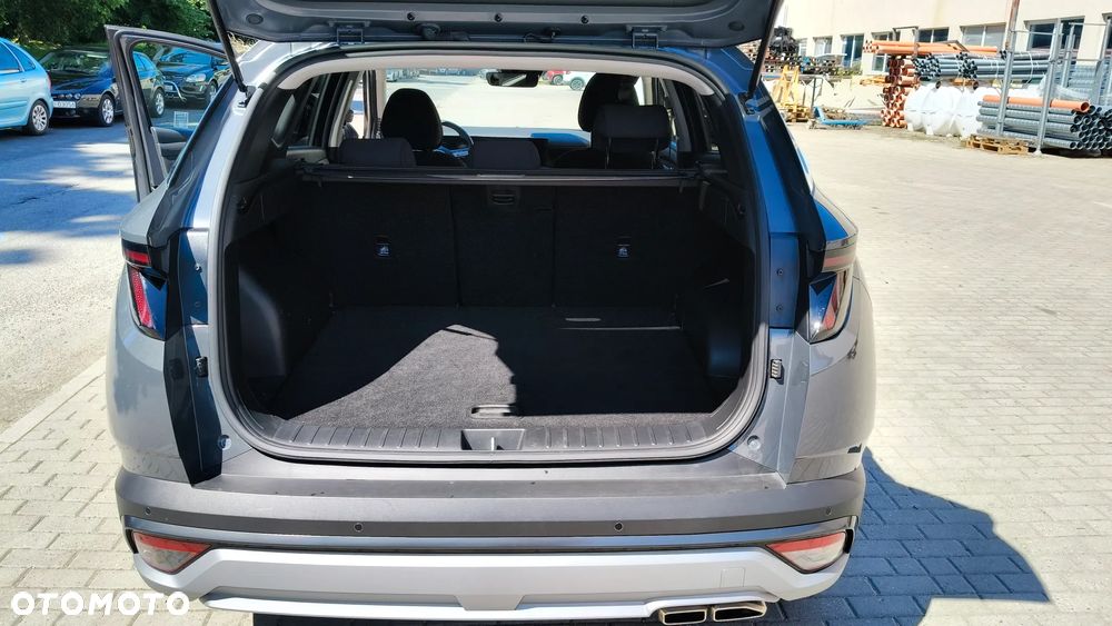 Hyundai Tucson 1.6 T-GDi HEV Smart 2WD - 19