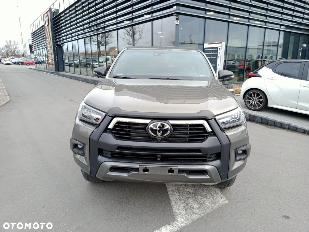 Toyota Hilux 2.8 D-4D Double Cab Invincible 4x4 - 8