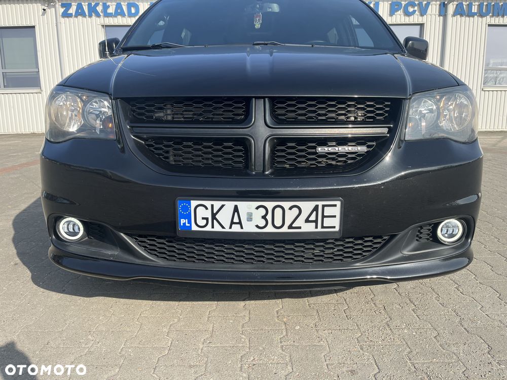 Dodge Grand Caravan 3.6 R/T - 12