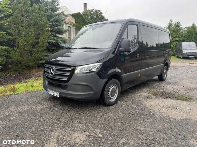 Mercedes-Benz Sprinter - 2