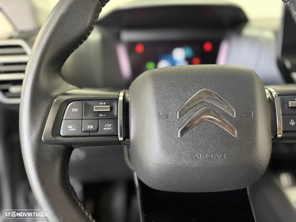 Citroën C4 1.2 PureTech Shine - 26