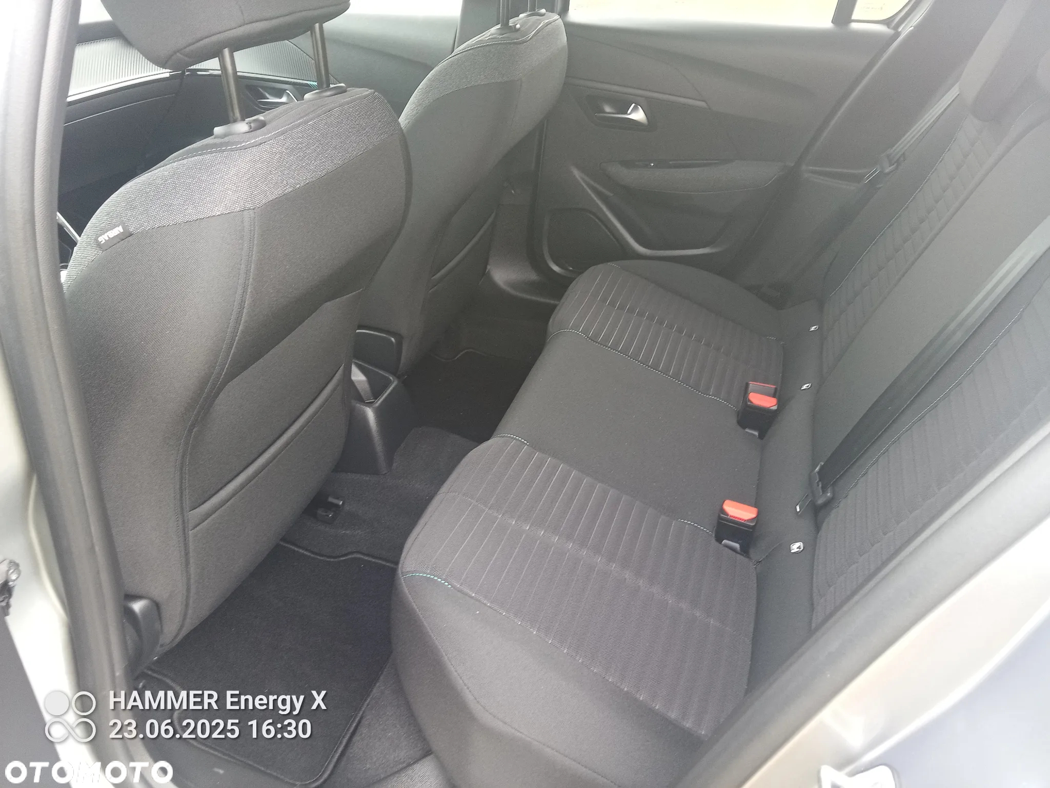 Peugeot 208 PureTech 100 EAT8 Active - 5