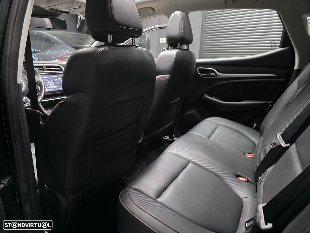 MG ZS Maximal Luxury - 16