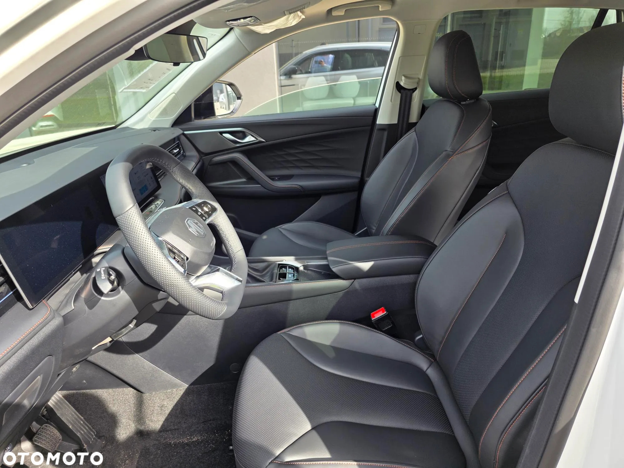 MG HS 1.5 T-GDI Exclusive - 12
