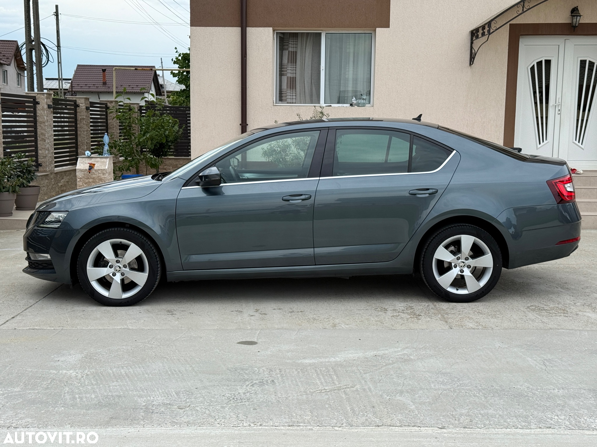 Skoda Octavia - 12