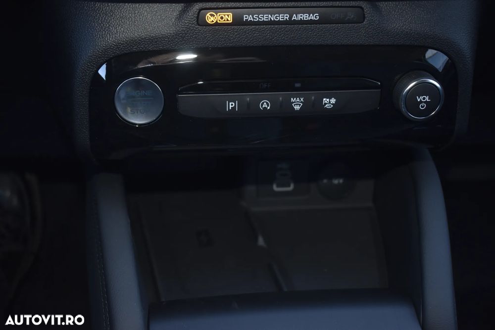 Ford Kuga - 19