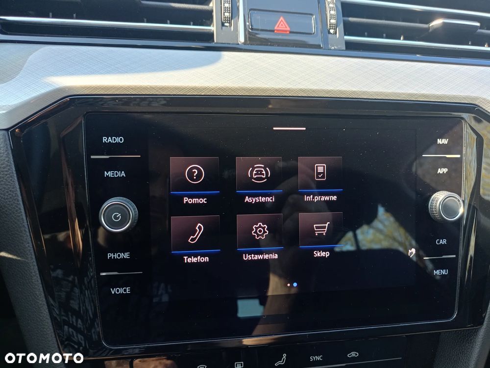 Volkswagen Passat 2.0 TDI SCR Comfortline DSG - 12