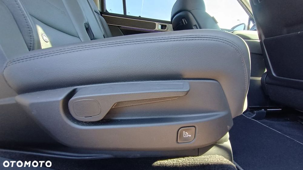 Hyundai Santa Fe 1.6 T-GDI PHEV Platinum 4WD 7os - 34