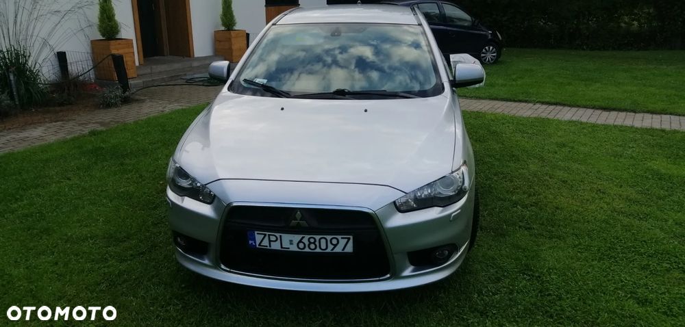 Mitsubishi Lancer - 1
