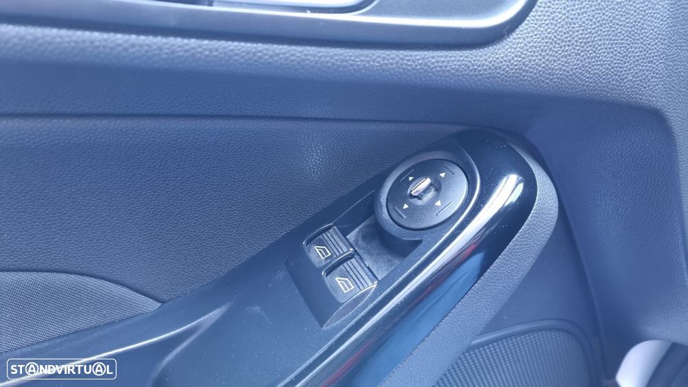 Ford Fiesta 1.0 Ti-VCT Titanium - 6