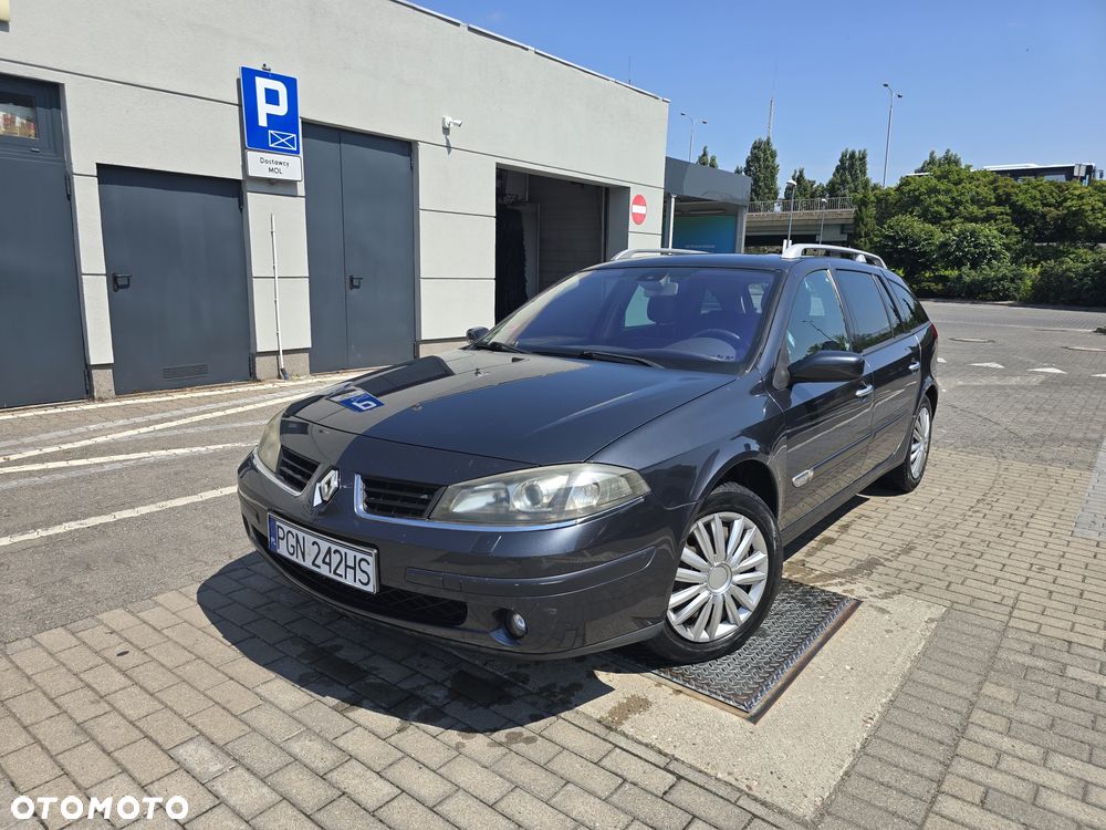 Renault Laguna - 1