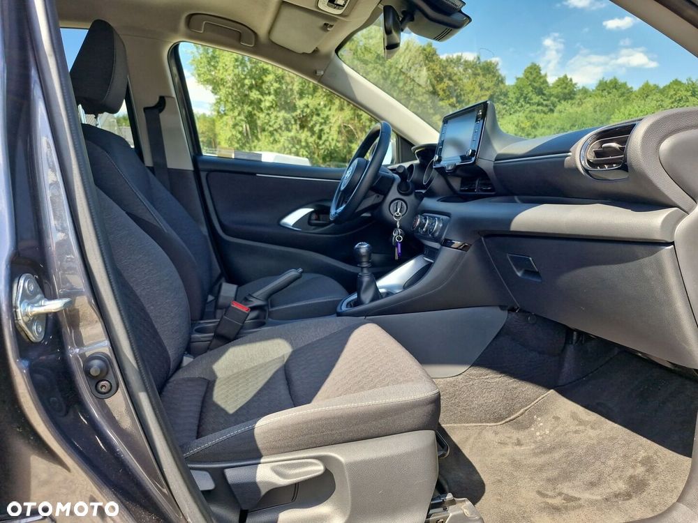 Toyota Yaris - 6
