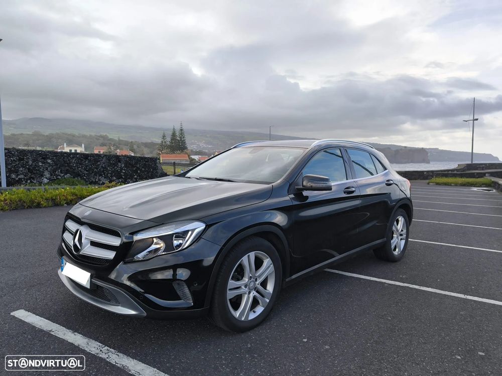 Mercedes-Benz GLA 180 CDI Urban - 2
