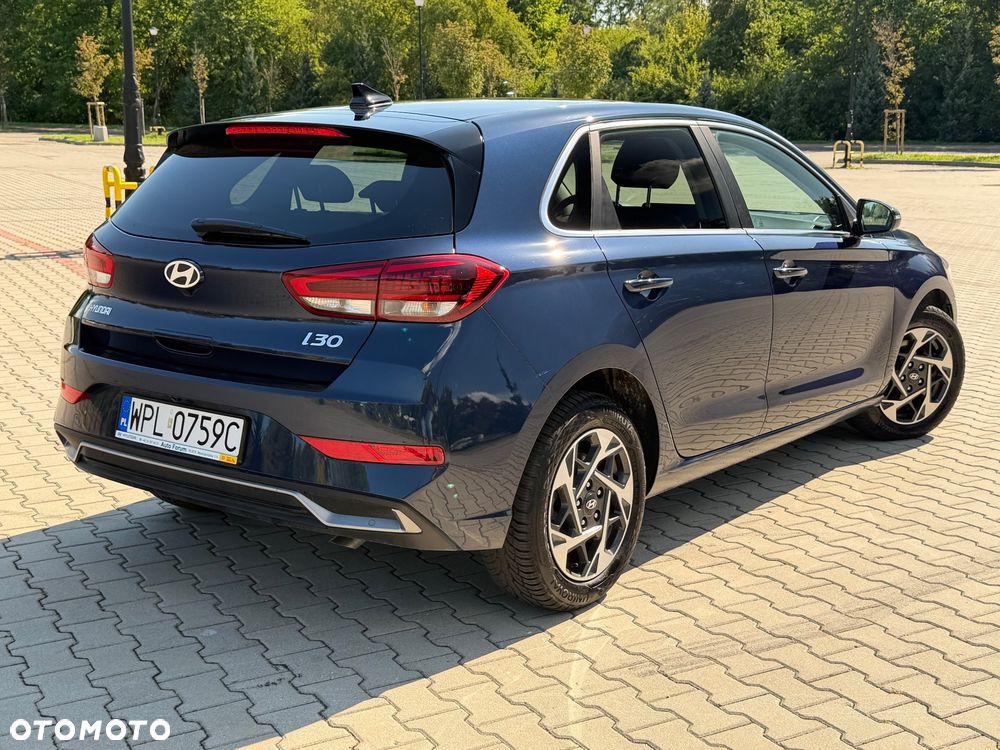 Hyundai i30 1.5 T-GDI 48V Smart Plus - 3