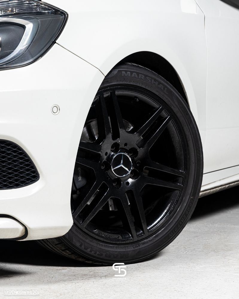 Mercedes-Benz A 200 CDI 4Matic 7G-DCT AMG Line - 2