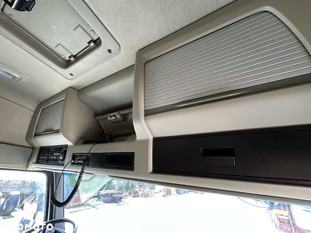 Volvo FMX460 4x4 - 10