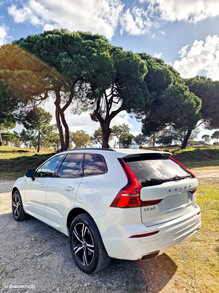 Volvo XC 60 2.0 T6 PHEV R-Design AWD - 16