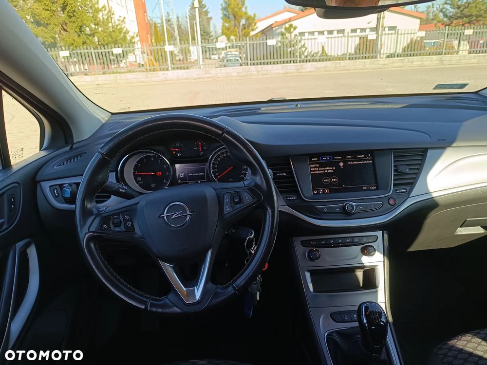 Opel Astra 1.2 T Business Elegance S&S - 3