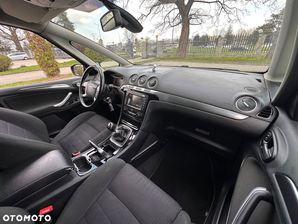 Ford S-Max 2.0 TDCi DPF Business Edition - 30