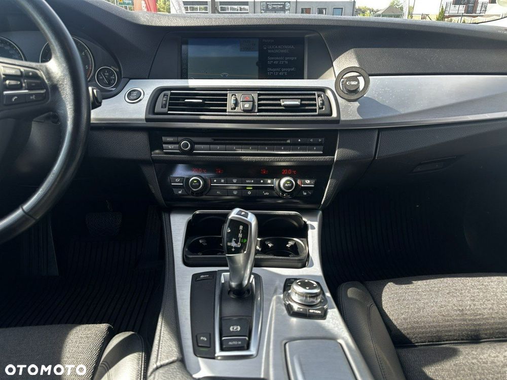 BMW Seria 5 530d Touring - 19
